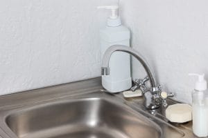 כיור נירוסטה